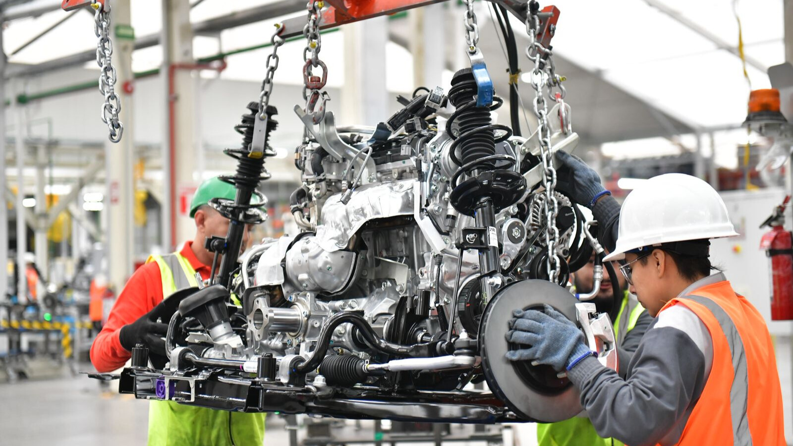 Proveedores automotrices de Aguascalientes se preparan en Japón para la electromovilidad