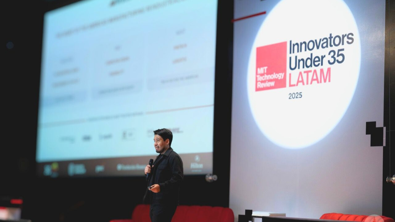 Inteligencia artificial en planta: cómo reducir paros no planeados con analítica predictiva