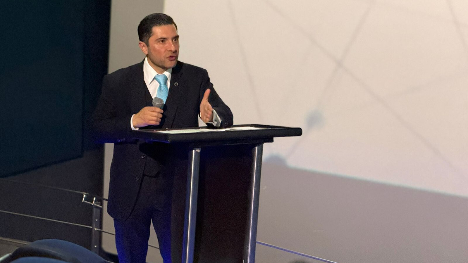 José Luis Urrutia concluye gestión en Canacintra Estado de México y formalizan nuevo liderazgo