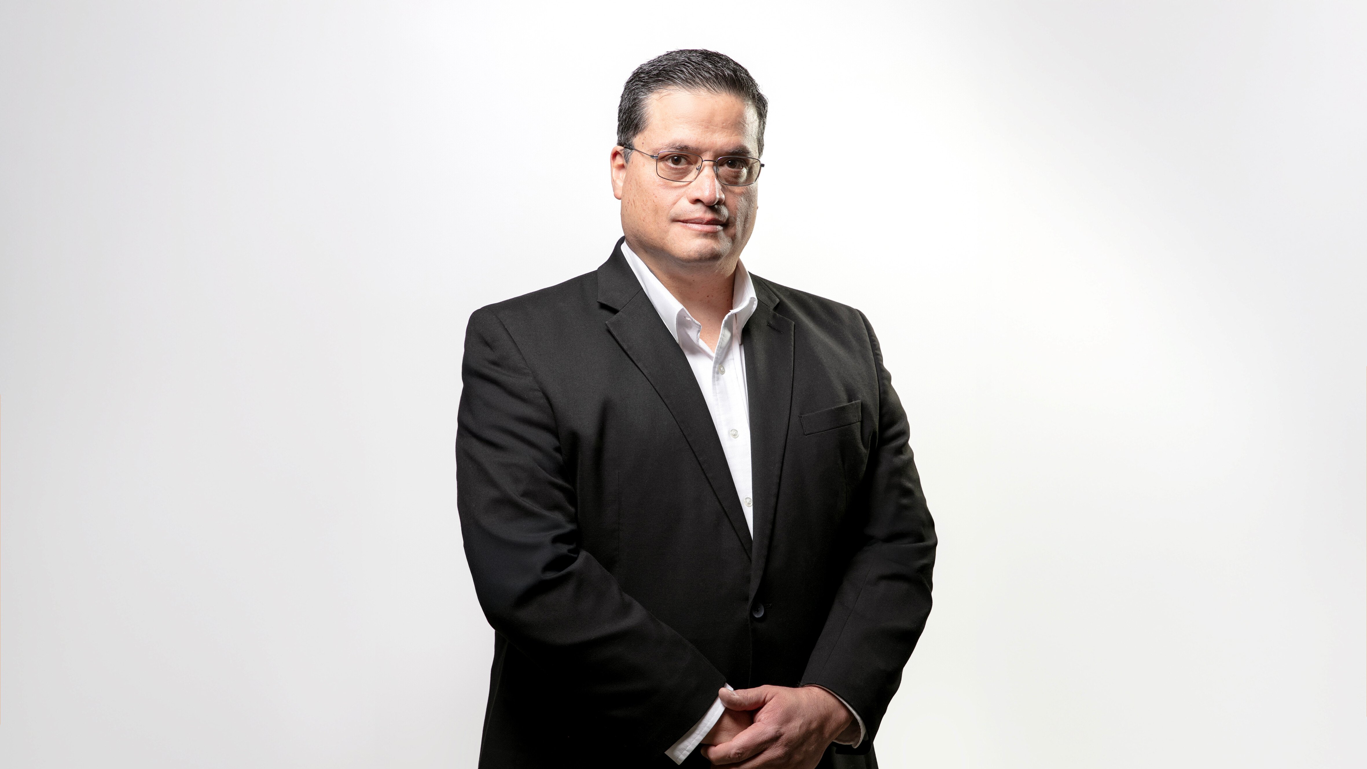 Luis Francisco Flores asume liderazgo regional en Hitachi Energy