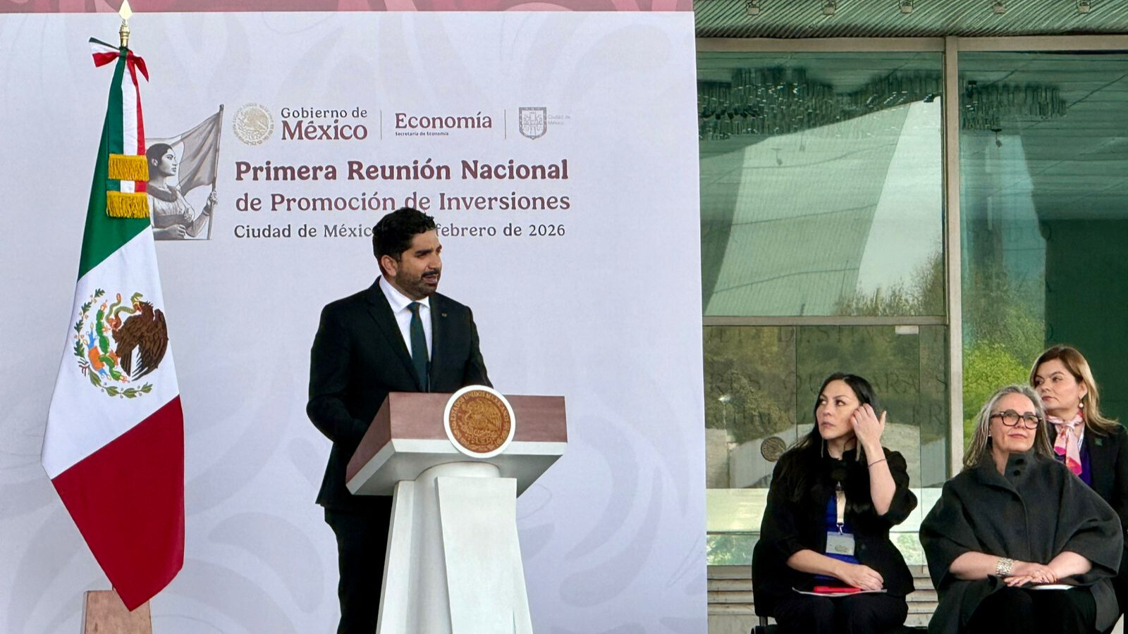 Roberto Lazzeri, director general de Nacional Financiera (Nafin) y Bancomext.