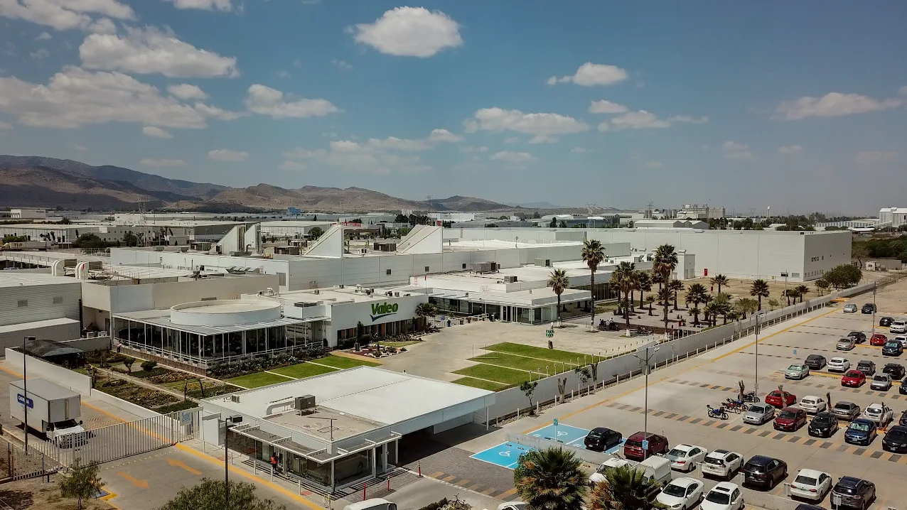 Planta Valeo San Luis Potosí 2 celebra 25 años acelerando la electromovilidad con 311 mdd en ventas