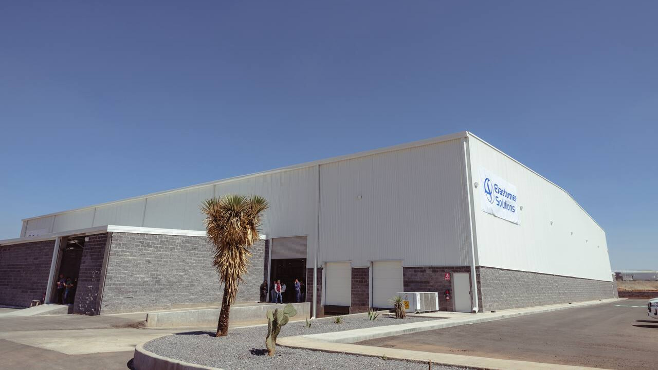 ¿Qué significa la inversión de 15 mdd de Elastomer Solutions para la industria automotriz en México?