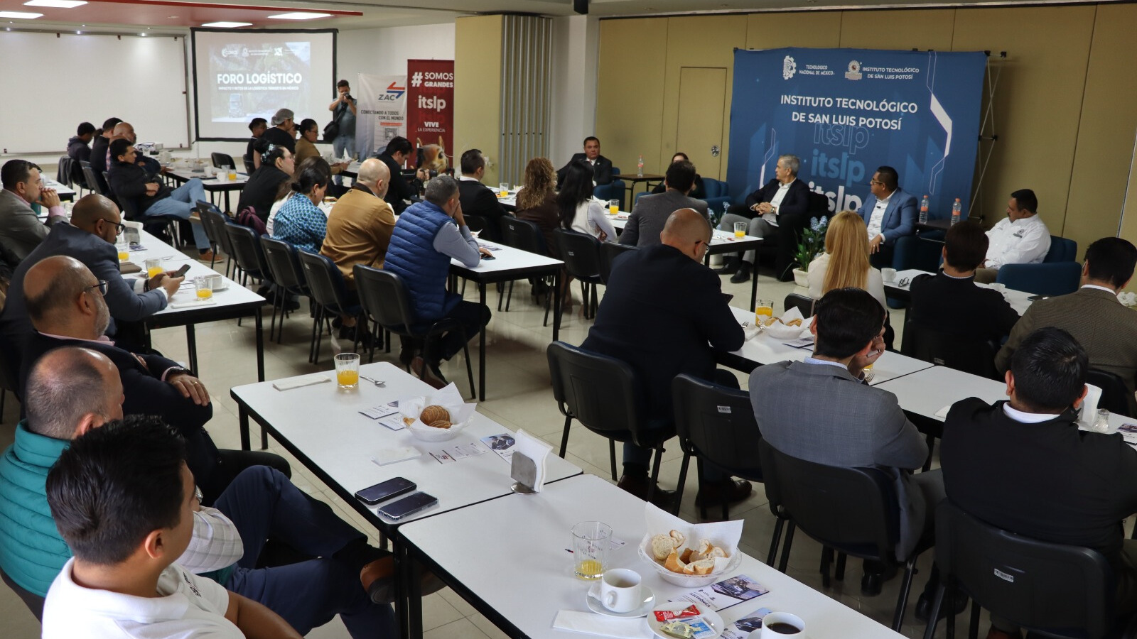 La logística terrestre se consolida como un eje estratégico para la competitividad industrial del Bajío.