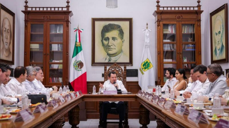Yucatán presenta cartera de inversión por 111 mil mdp ante el CCE
