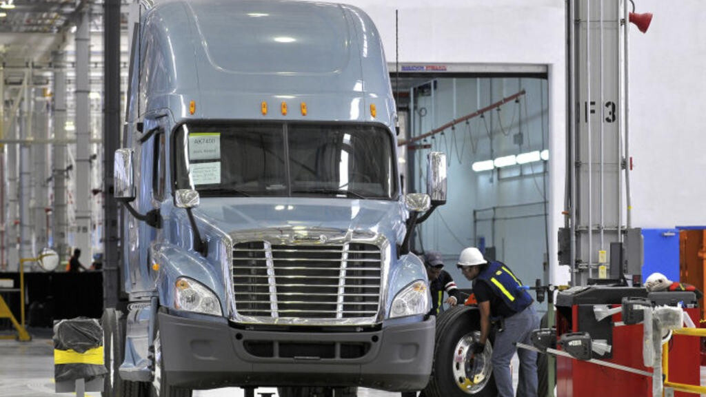 Daimler Truck México entrega la unidad 800,000 producida en su planta de Saltillo