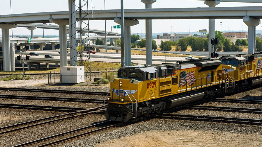 Laredo, Texas, recibirá 58.5 millones de dólares para proyecto de paso a desnivel ferroviario