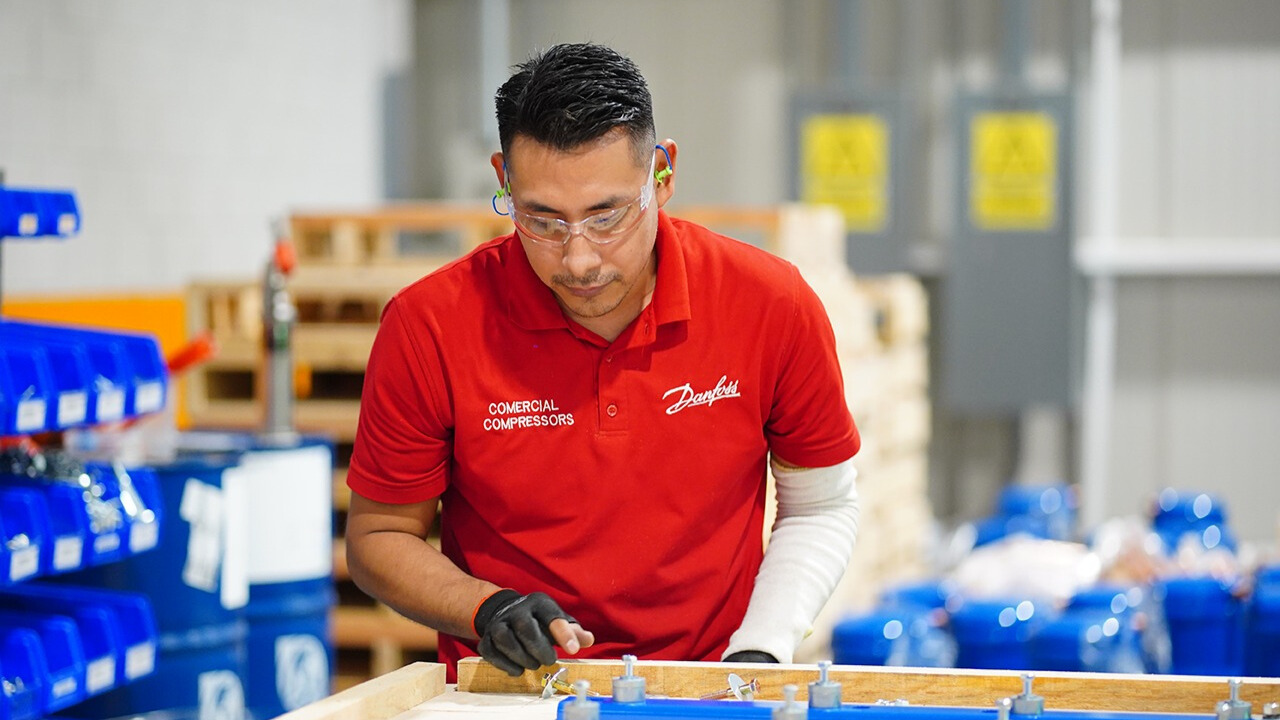 Manufactura impulsa el empleo en Nuevo León con crecimiento de 43.5%