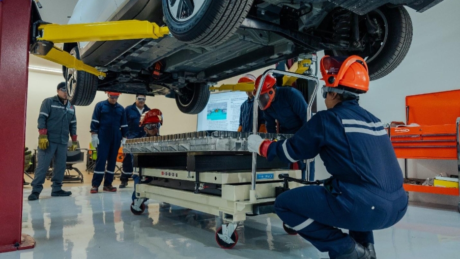 MG Motor fortalece su infraestructura técnica en México con su Training Center para vehículos multienergía