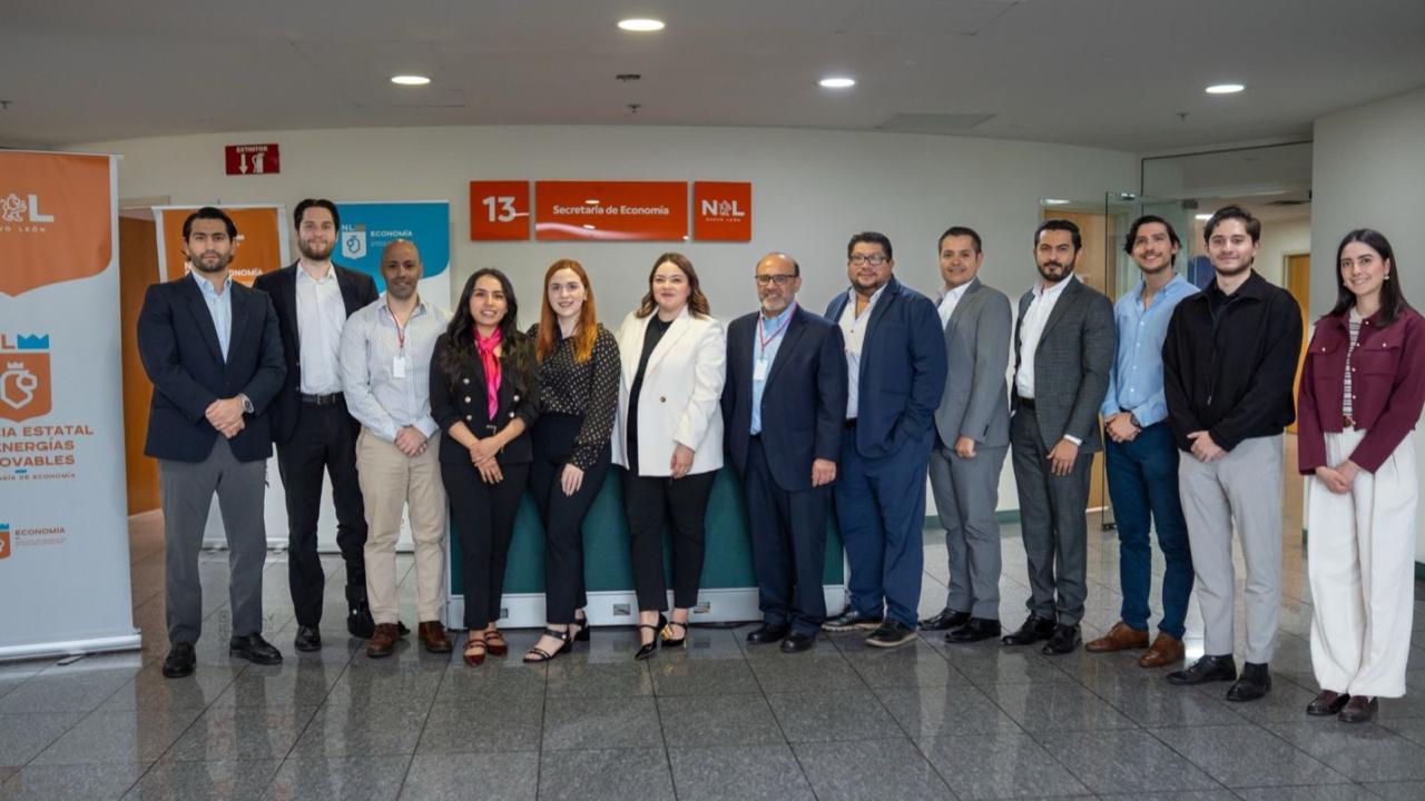 Nuevo León impulsa infraestructura de carga para vehículos eléctricos con mesa de electromovilidad