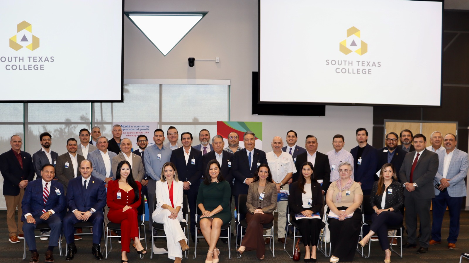 Organismos de Desarrollo Económico celebran nuevo Industrial Data System presentado por COSTEP