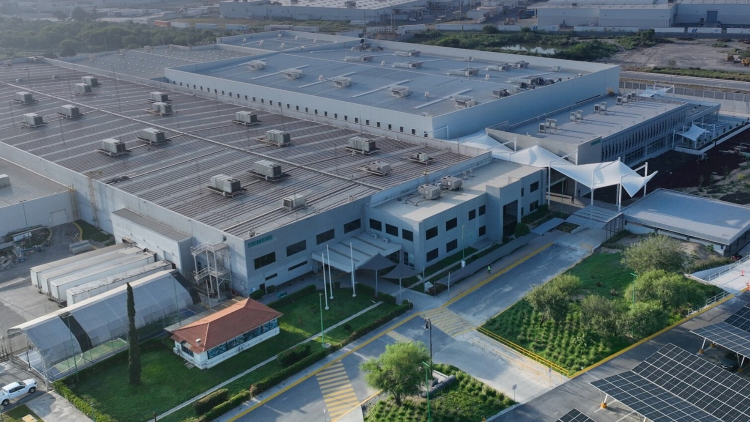 Planta de Siemens en México logra certificación LEED Platinum, la primera del mundo