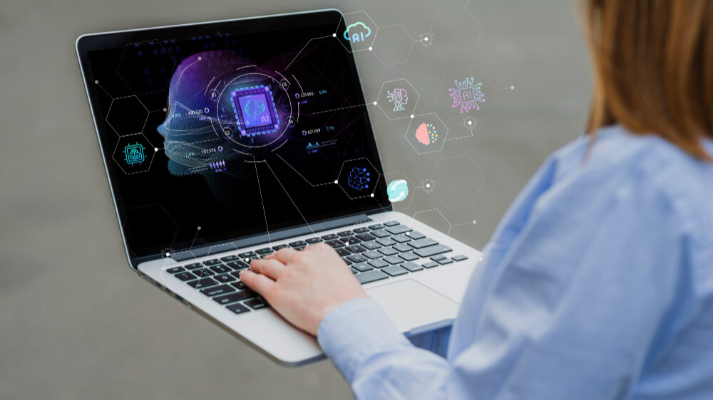 Qué está pasando hoy en tecnología: la carrera por la inteligencia artificial acelera inversiones globales