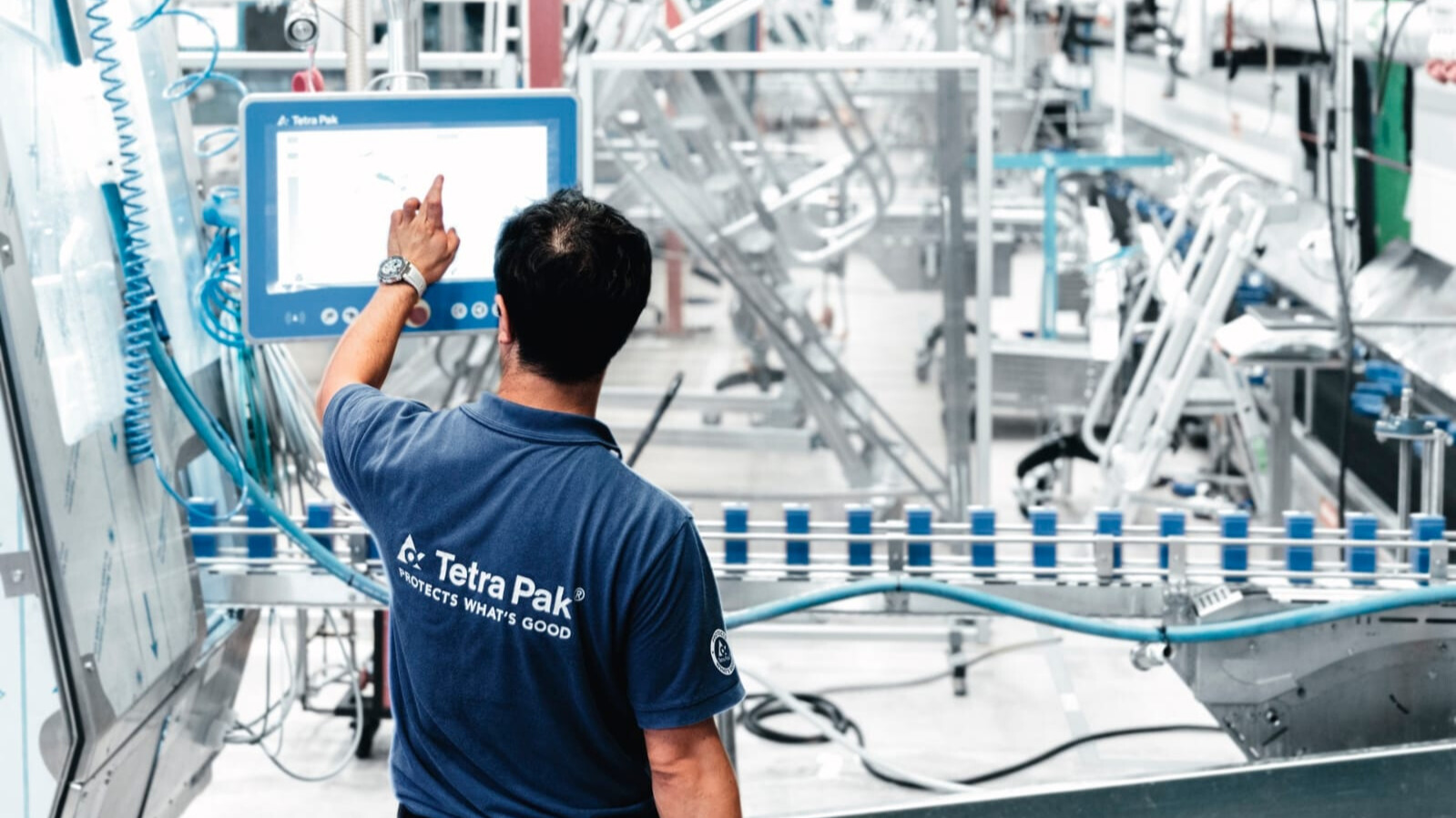 Tetra Pak lanza soluciones para reducir el consumo de agua en la industria