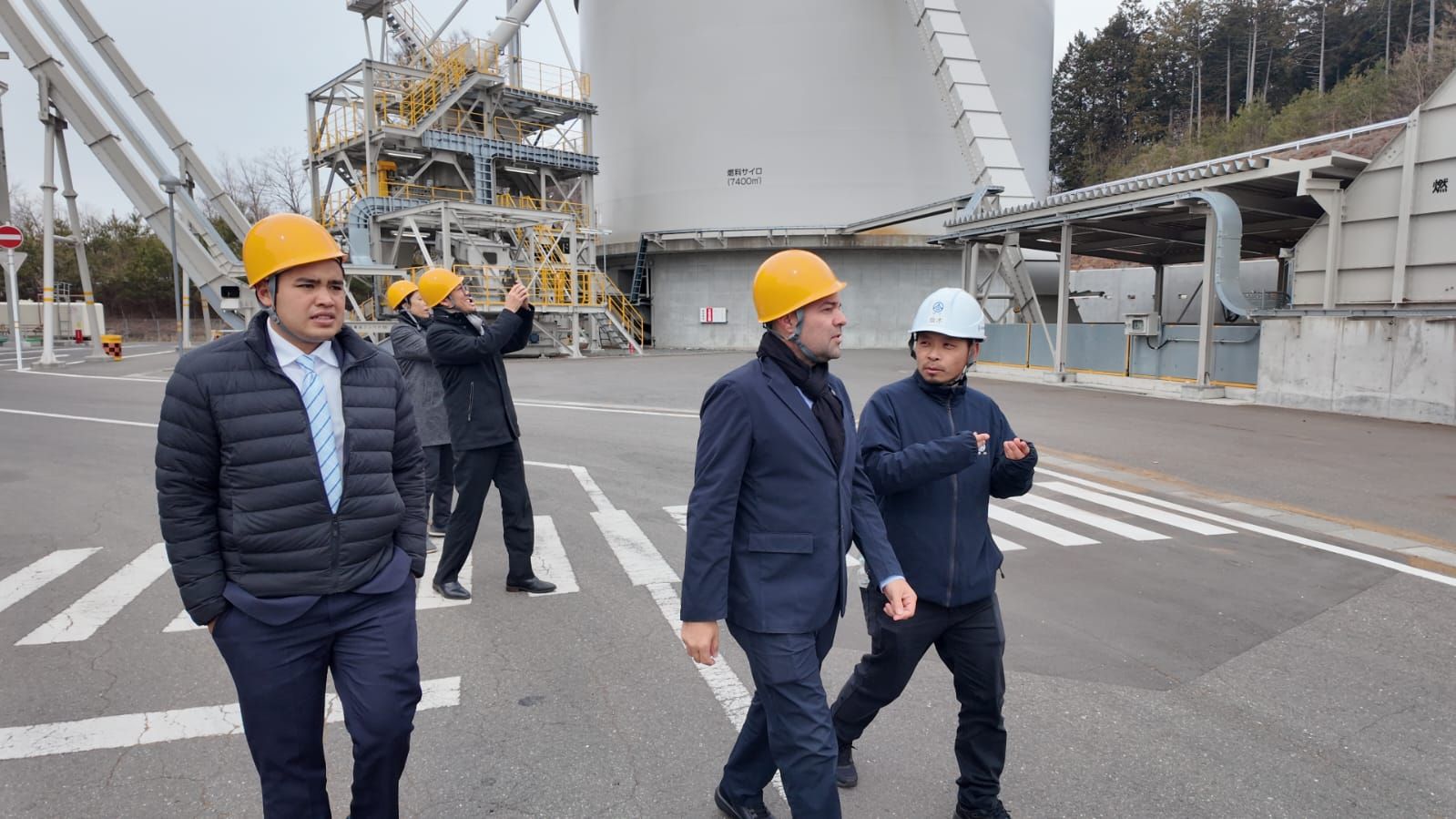 Esaú Garza de Vega encabeza reuniones con Watahan para analizar inversión en Aguascalientes.