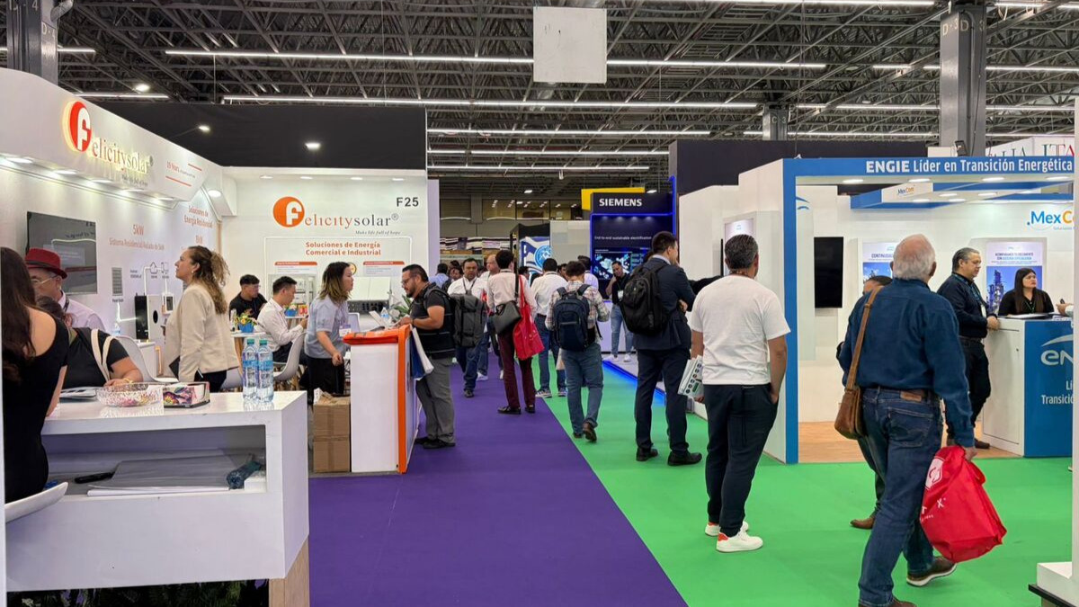 Empresas globales presentan soluciones en movilidad sostenible, eficiencia energética y gestión de residuos durante el evento.