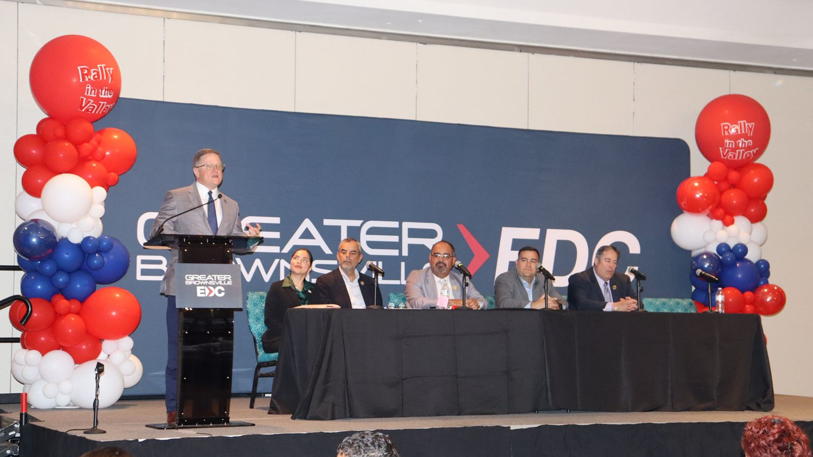 Greater Brownsville EDC conecta a 400 estudiantes con el mundo laboral en “Rally in the Valley 5.0”