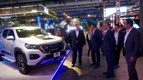 Stellantis exhibe 80 modelos en CDMX y resalta su operación industrial en Coahuila