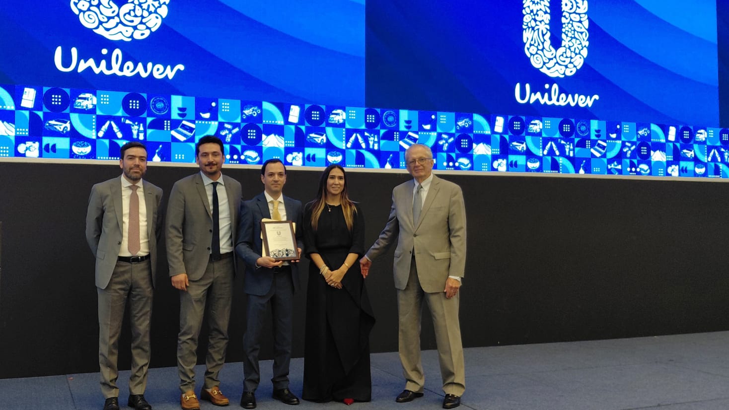 Unilever acelera inversión en Nuevo León con nueva planta de 800 mdd