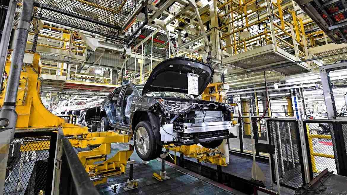 Exportaciones de autos hechos en México crecen 11.4% y superan el millón de unidades en 2026