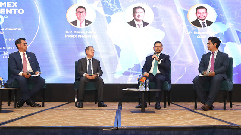 Oscar Mata, director del Comité Fiscal index Nacional; Pablo Mendoza, presidente de la Comisión Fiscal del CEE; Eduardo Pol, socio director de O&P; Juan Luis de la Peña, proposition manager en Thomson Reuters.