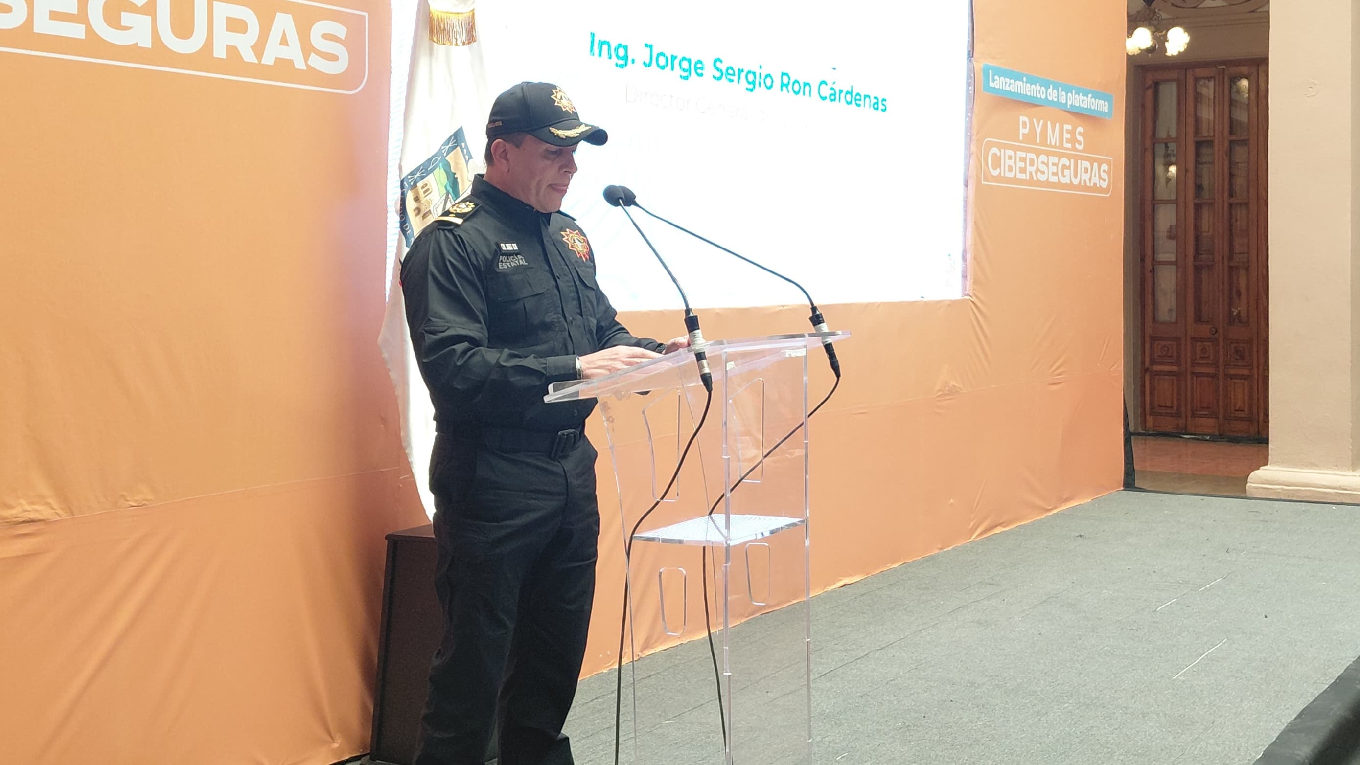 El director general del C5 estatal, Jorge Ron, advirtió que el crecimiento económico de Nuevo León también lo ha convertido en un objetivo para grupos dedicados al cibercrimen.