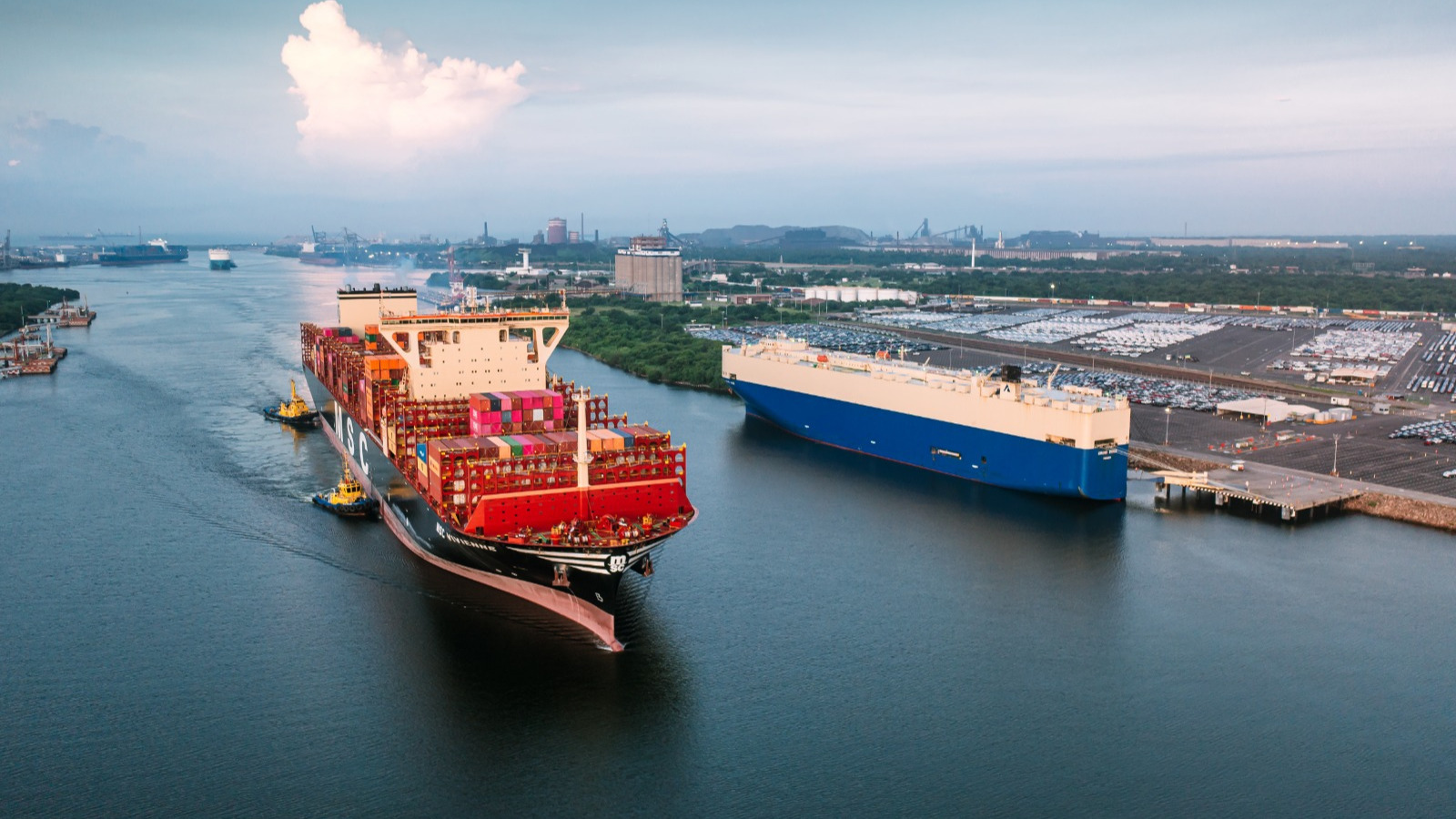 Puerto Lázaro Cárdenas crece 21% y acelera el comercio marítimo con Asia