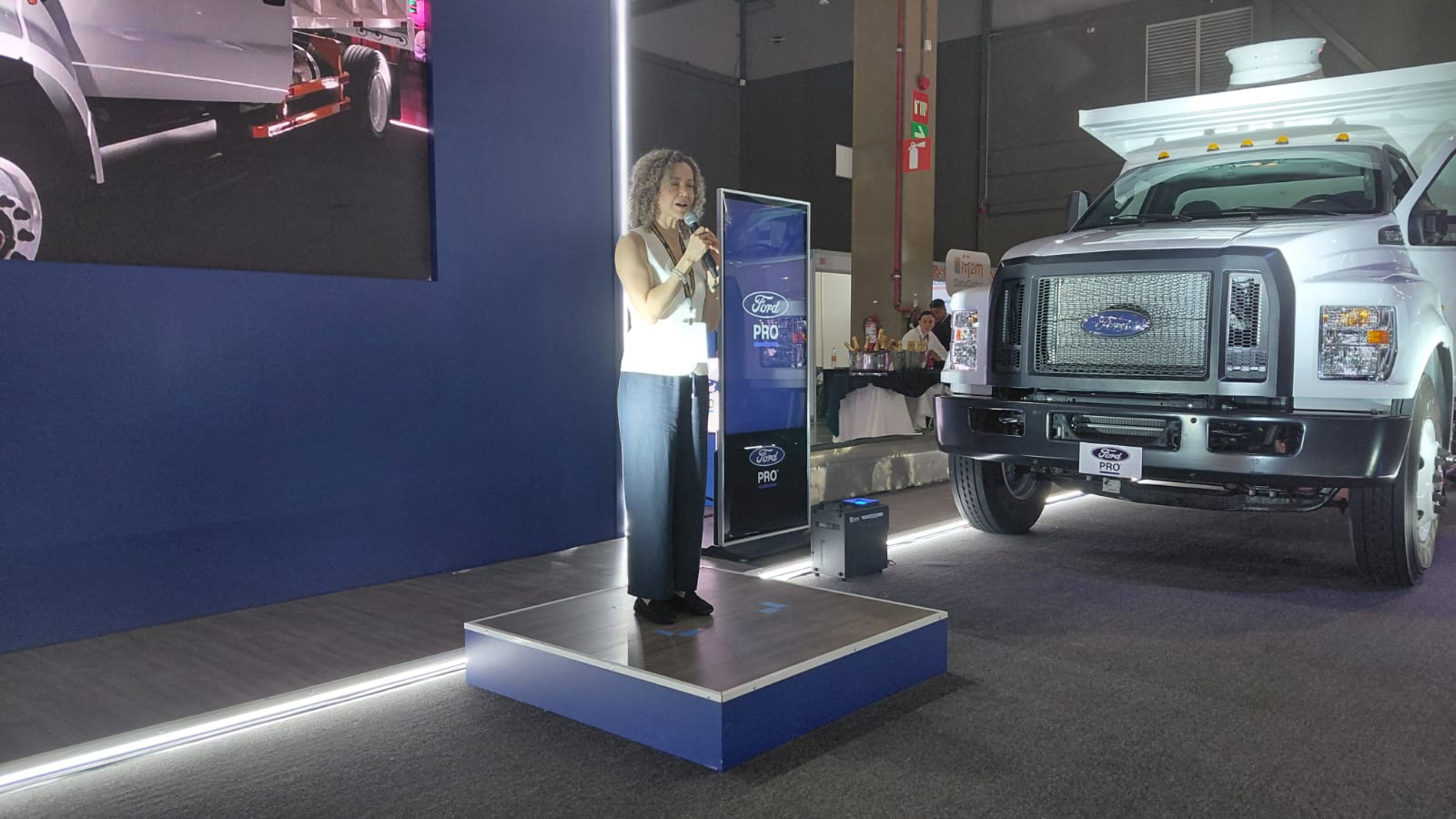 Laura Valdés, directora de Marketing y Ventas de Ford de México, durante el relanzamiento oficial de los camiones medianos F-650 y F-750.