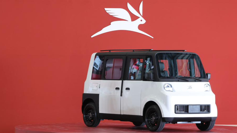 México presenta Olinia 1, el auto eléctrico nacional que llegará a las calles en 2027