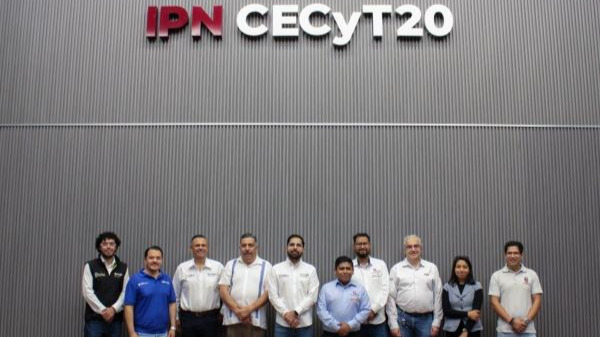 Puebla impulsa una nueva generación de expertos en energía y vehículos eléctricos