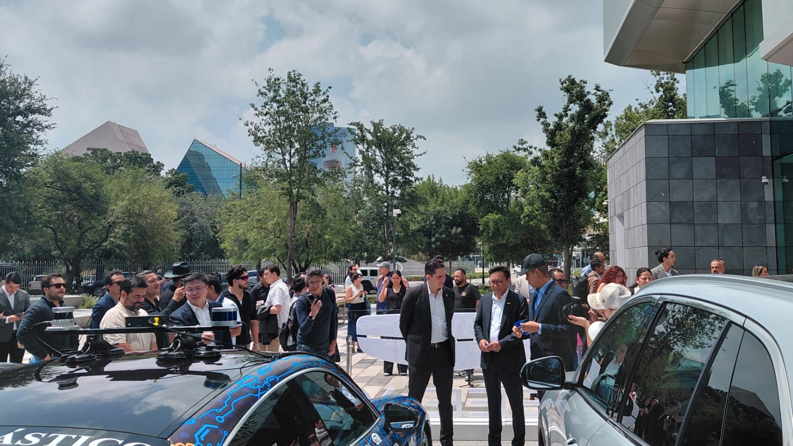 Directivos del Tec de Monterrey y Geely México presentaron el nuevo Mobility Intelligence Lab para impulsar el talento y la industria.