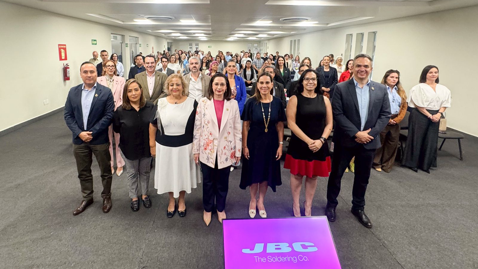 Guanajuato apuesta por mujeres y semiconductores para liderar la nueva industria tecnológica