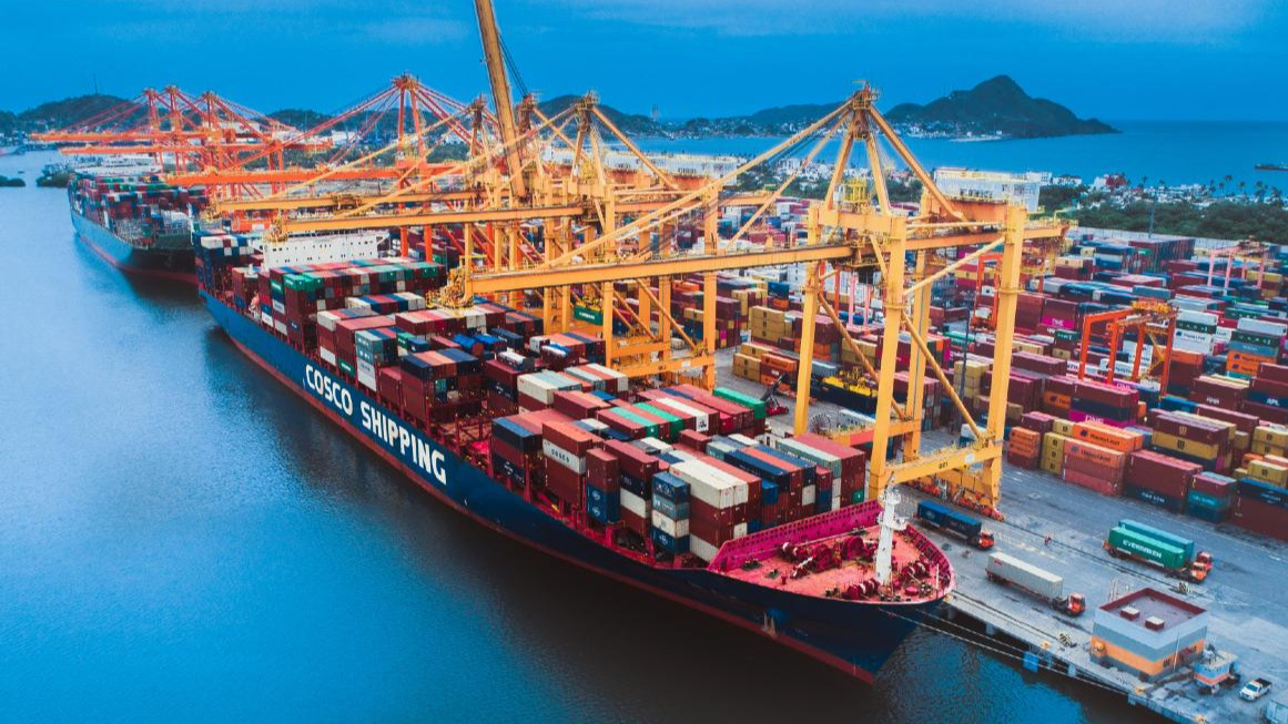 Manzanillo apunta a un año récord con más de 4 millones de TEUs tras crecer cerca de 10%