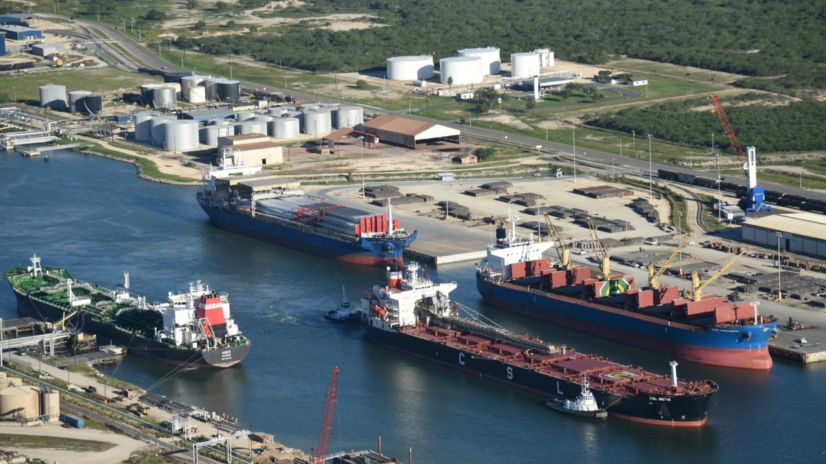 El Puerto de Brownsville movilizó 28 millones de toneladas de carga durante el 2025.