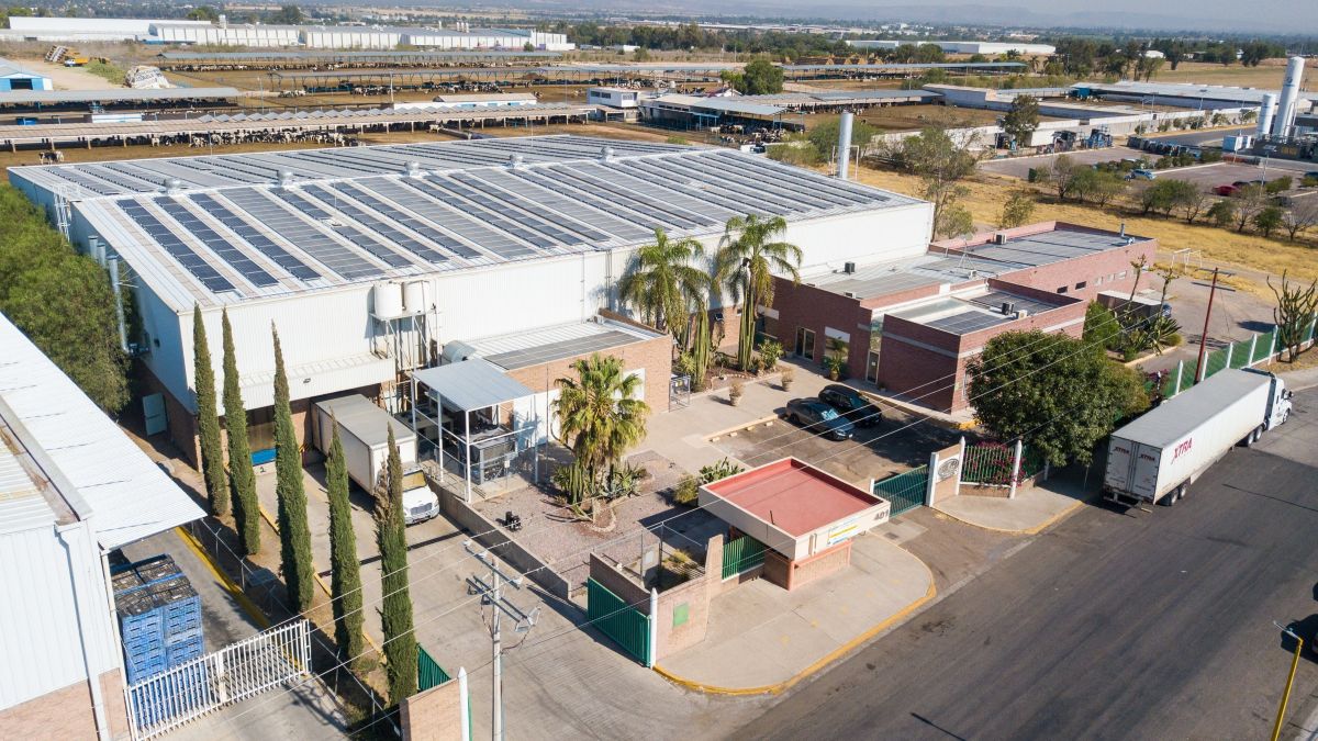 La planta de Aguascalientes representa la instalación más importante de Sacred fuera de Francia .