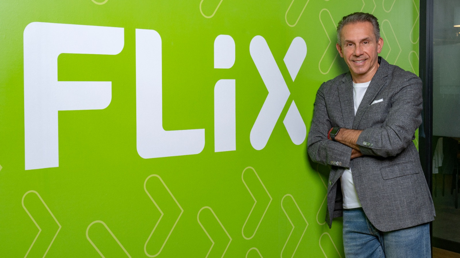 Flix replicará modelo europeo para integrar PyMEs en el autotransporte mexicano