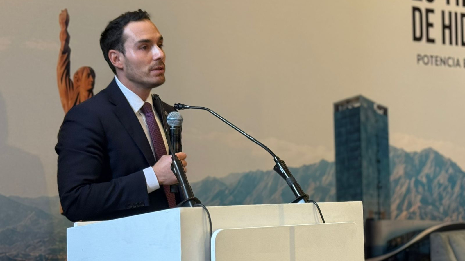 Pau Messenger, economista en jefe de Banco Multiva.