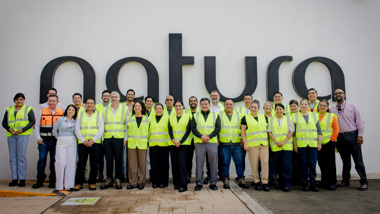 Natura duplicará producción en México con expansión de su planta en Celaya