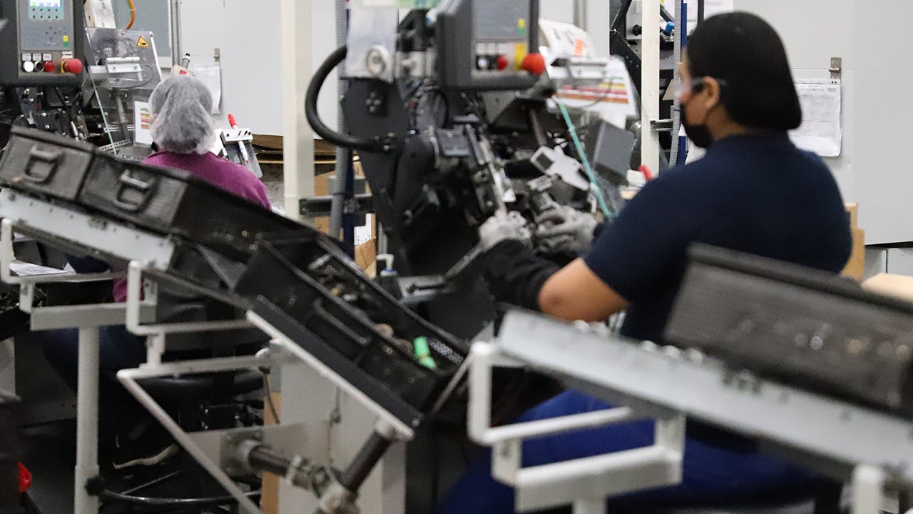 ¿Por qué 2 de cada 3 empleos en Nuevo León se quedan en la manufactura?
