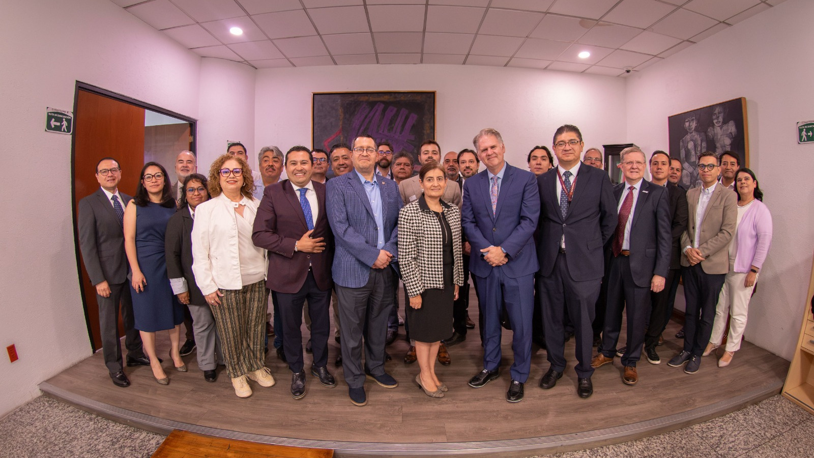 Secihti y AMD formarán talento en IA y supercómputo en México