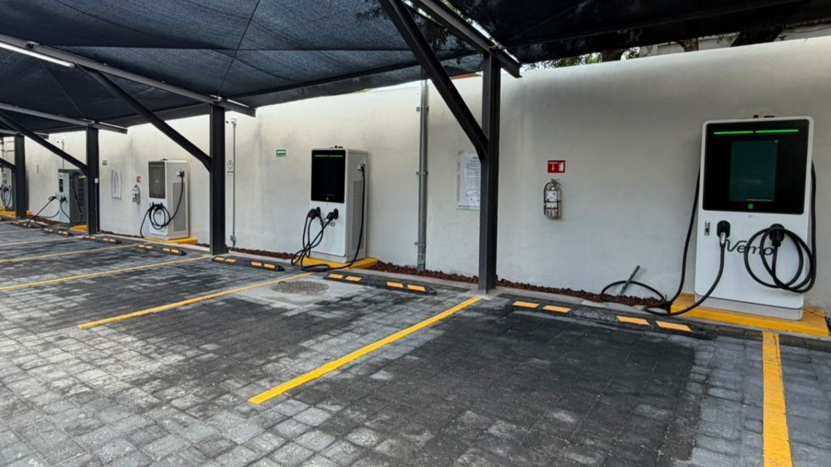 Vemo amplía red de recarga ante diversidad de conectores en México