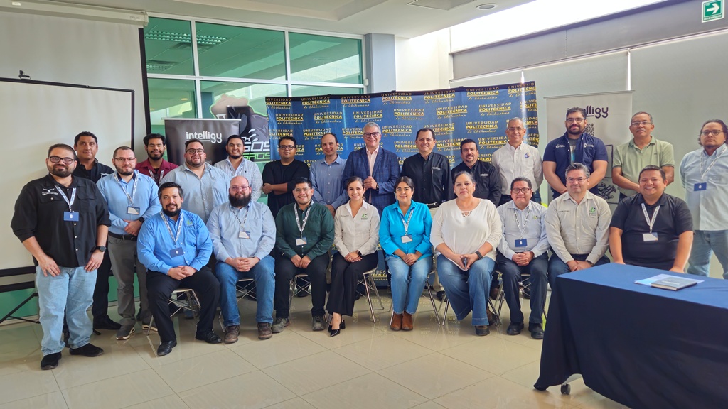 Chihuahua impulsa talento para la industria automotriz y aeronáutica con nuevas tecnologías
