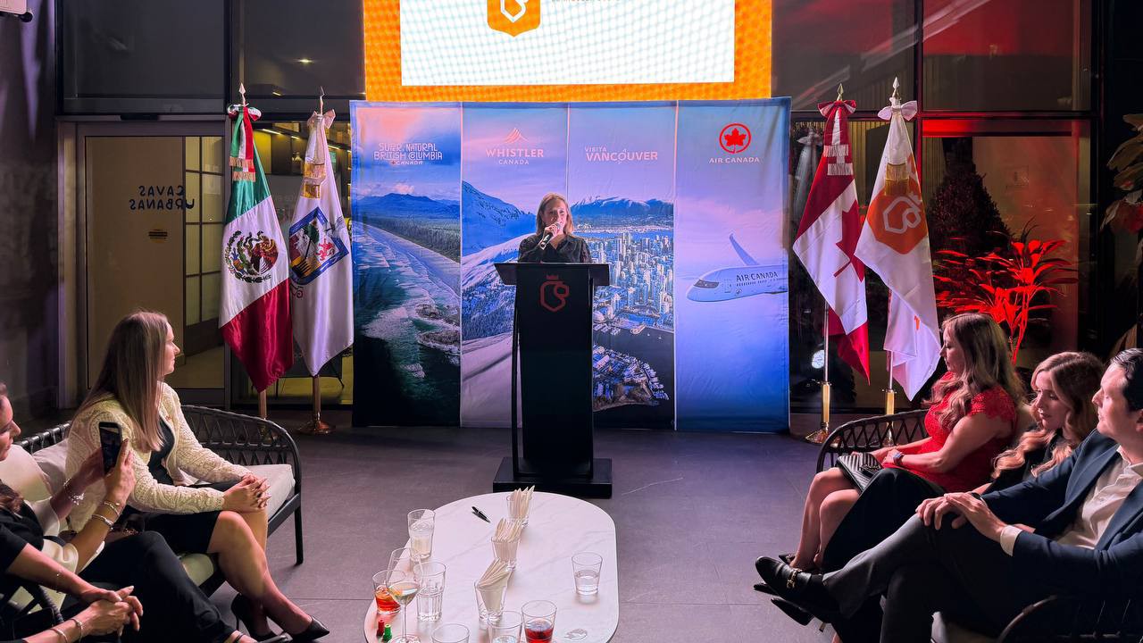 La secretaria de Turismo, Maricarmen Martínez resalto que esta conexión abre nuevas posibilidades para atraer visitantes y posicionar la oferta turística del estado en otros mercados.
